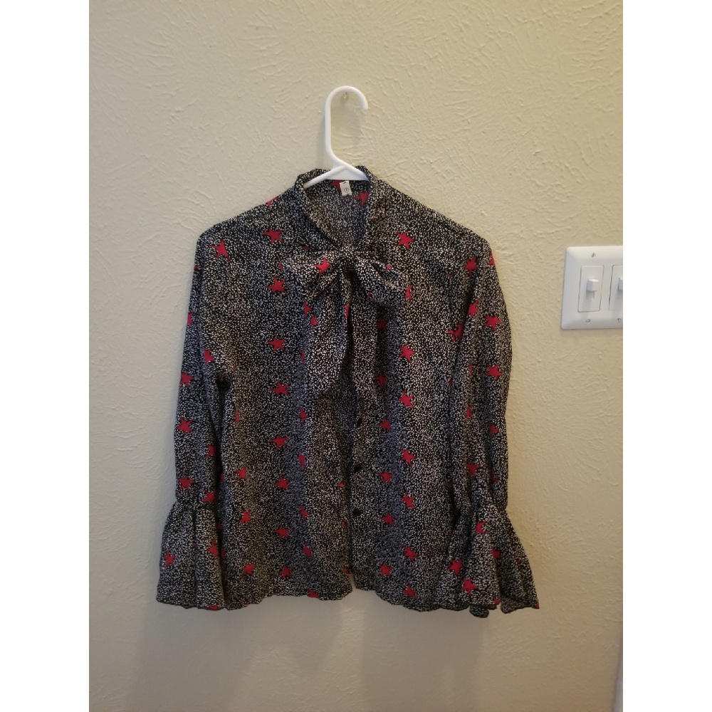 Bow-tie blouse